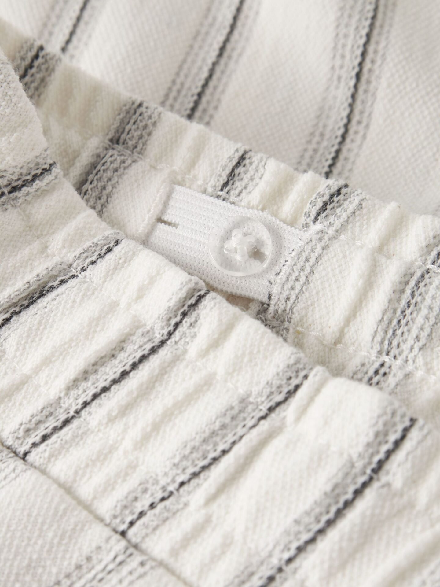 imgi_118_13255477_AlmondMilk_005